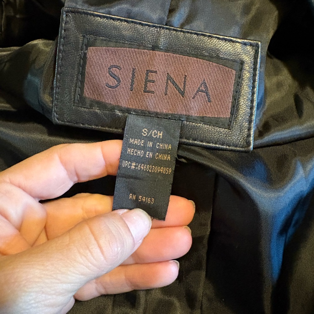 Euc 🖤 SIENA Genuine Leather Button Front‎ Coat – Women’s Small y2k - Picture 7 of 7